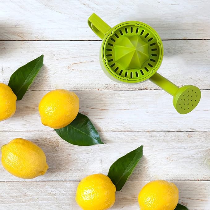 Watering Can-Shaped Lemon Juicer